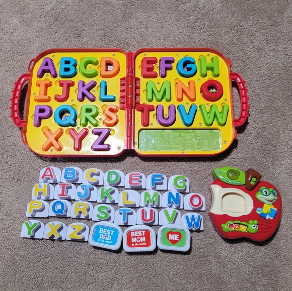 ABC's Leap Frog Phonics Learning Toy and Sesame Street Letters carrying Case - Picture 1 of 14
